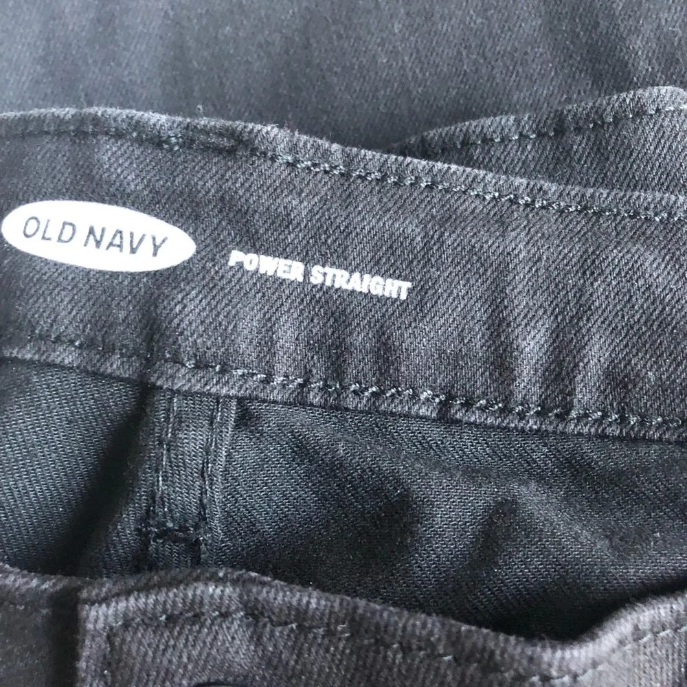 Old Navy Power Straight Black Jeans - Size 16 - Picture 2 of 6